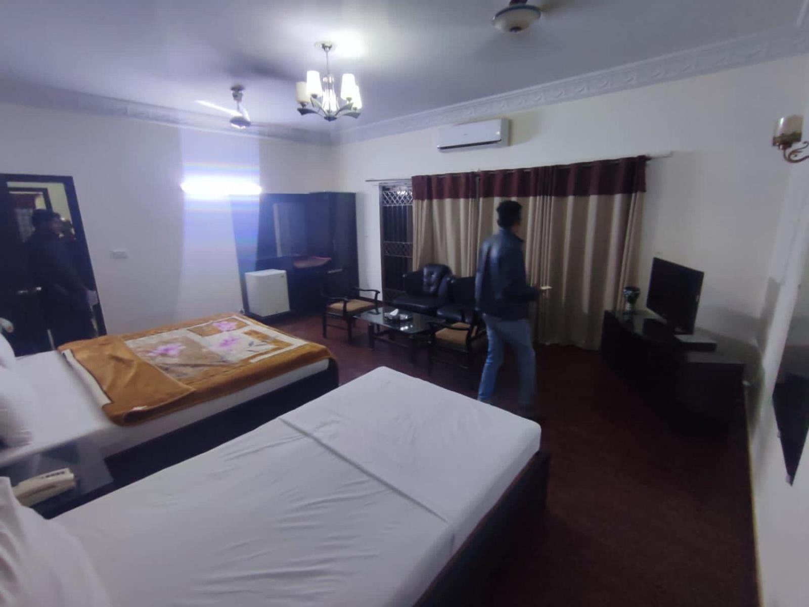 Hotel Clifton Inn Карачи Экстерьер фото