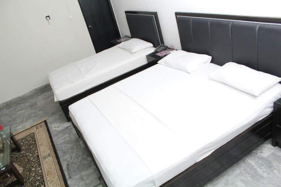 Hotel Clifton Inn Карачи Экстерьер фото